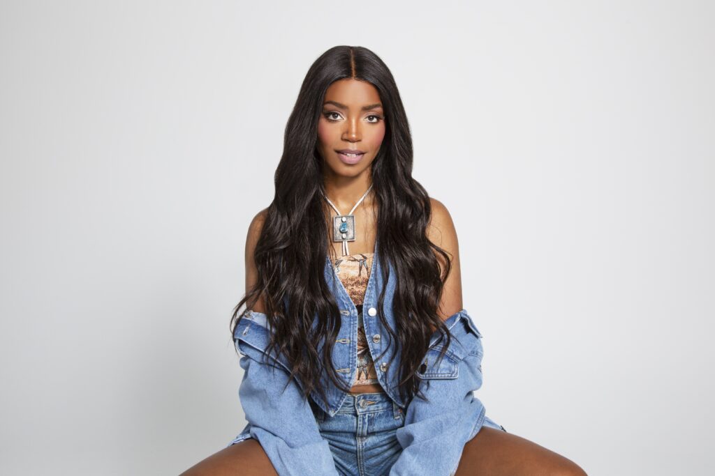 LEAD PHOTO SachaAugust2024_521